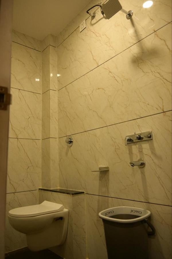 אויאיין Hotel Anand מראה חיצוני תמונה